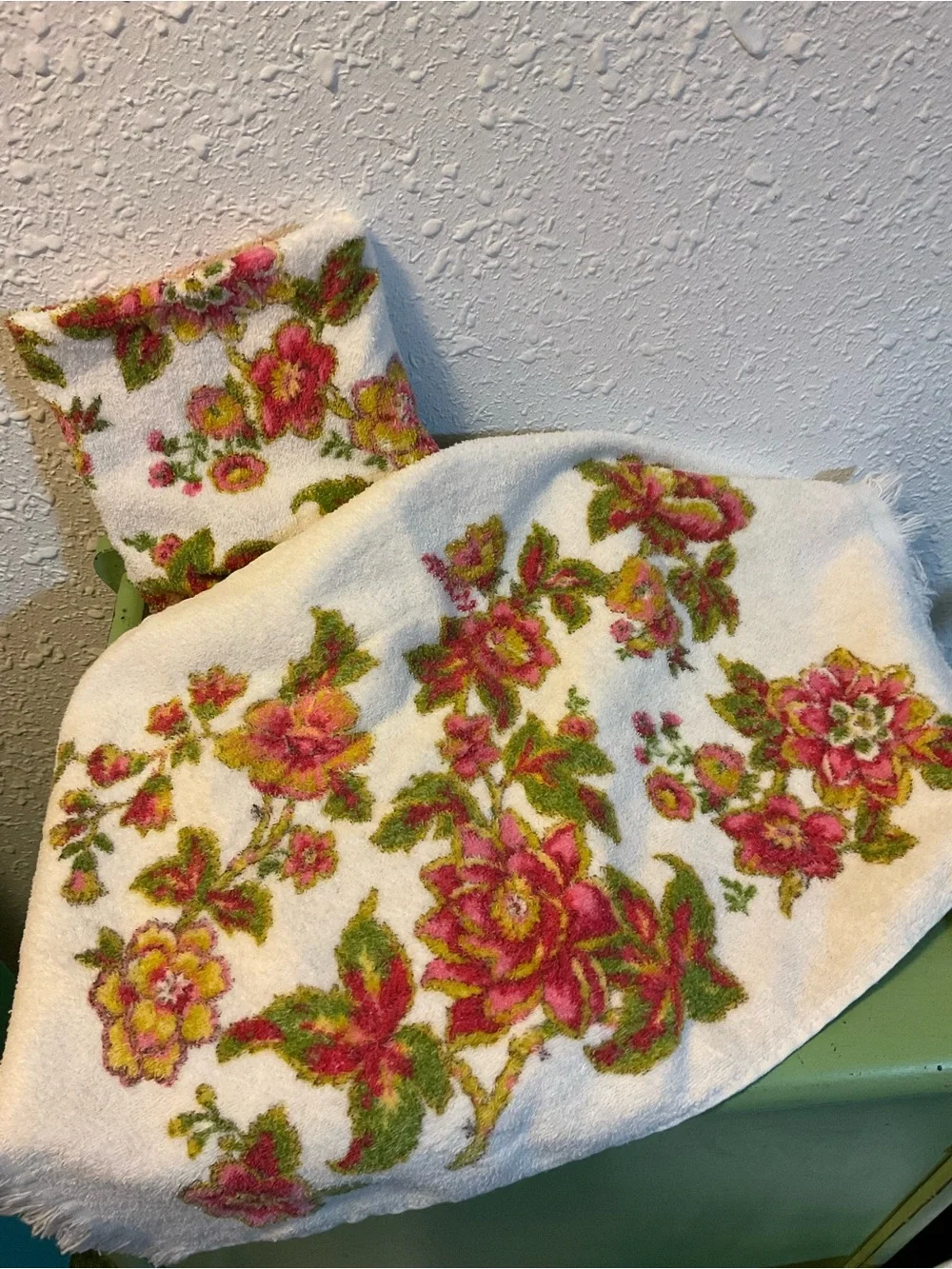 Vintage Cannon Style Pink & Green Floral Towels & Hand Towel